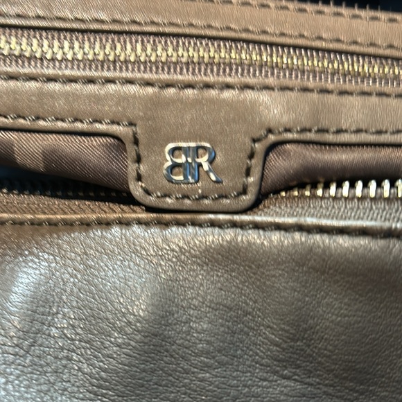 Vintage Banana Republic Leather Satchel - Picture 4 of 7